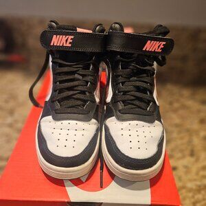 Girls Nike Borough Mid 2